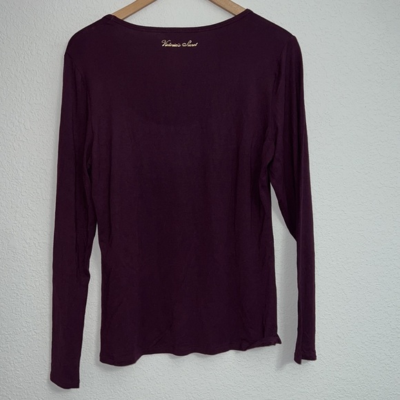 Victoria Secret Long Sleeve Tee - Picture 4 of 7